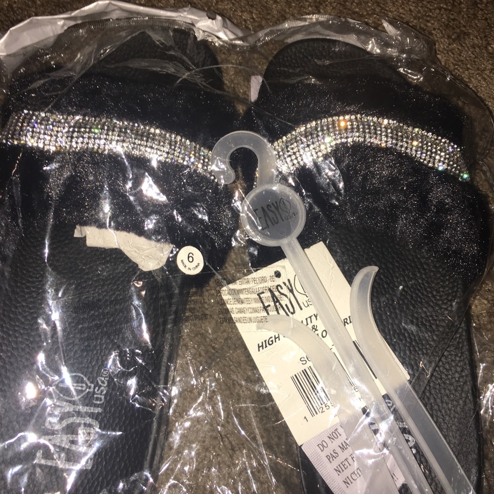 Black Bedazzled Furry Slides !